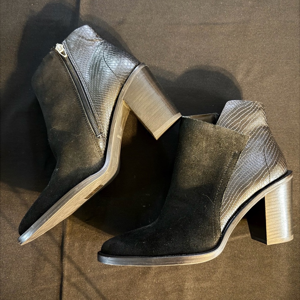 Dolce Vita Black Suede + Faux Snakeskin Block Heel Booties – Size 8.5